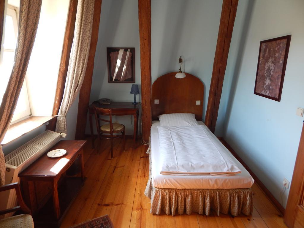 Hotel Alte Foersterei Kloster Zinna Bagian luar foto